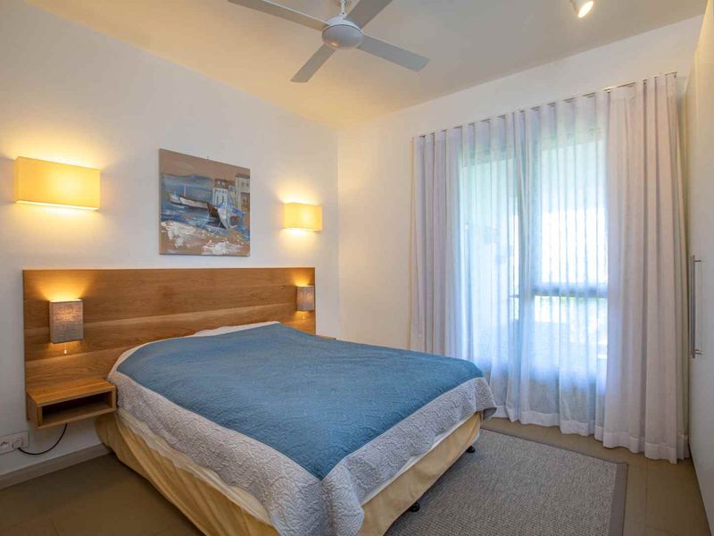 Stunning 3 bedrooms apartment : the perfect balance between golfing serenity and lagoon bliss - Photo 7