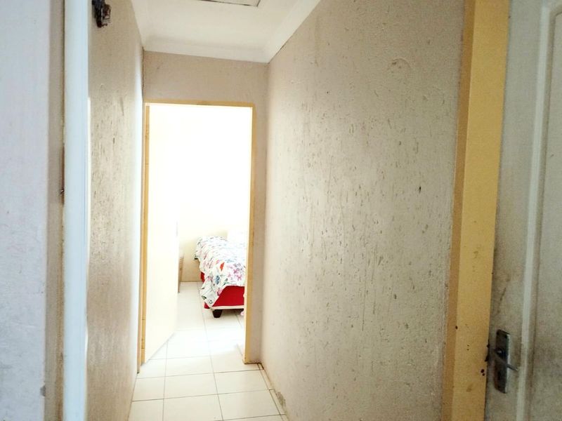 3 Bedrooms house for sale - Photo 7