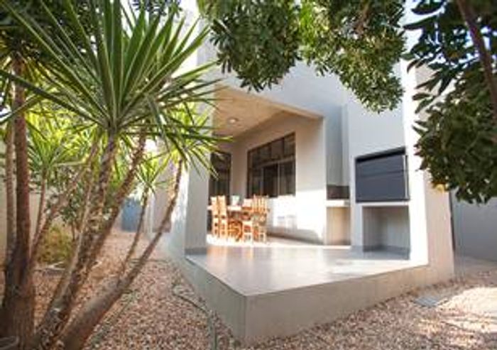 Property #2255792, Office For Sale in Eros