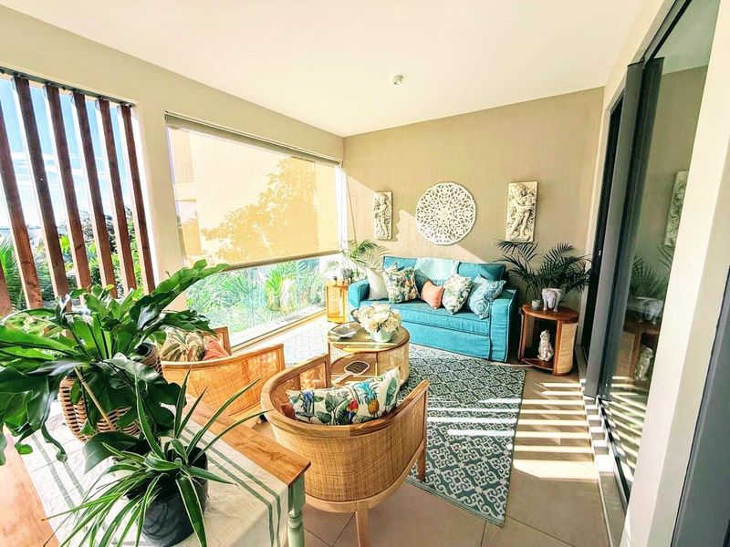 Elevated Island Living with a Front-Row Seat to Coin de Mire - Photo 3
