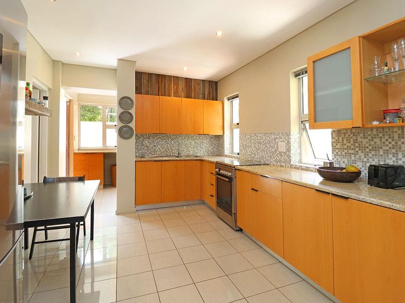 Modern Comfort Meets Elegance in Sandringham - Photo 9