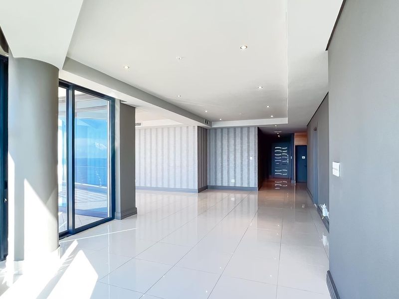 3 BEDROOM | 3.5 BATHROOM APARTMENT -UNFURNISHED - Photo 3