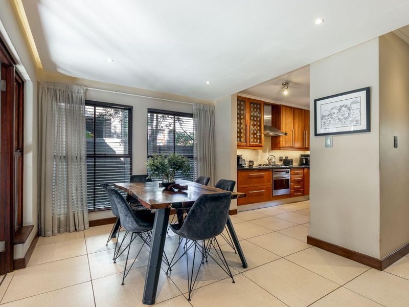 3 Bedroom House for Sale in Dainfern - Photo 3