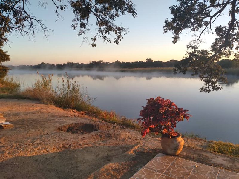 PERFECTLY LOCATED RIVER VIEW PLOT FOR SALE – RUNDU - Photo 3