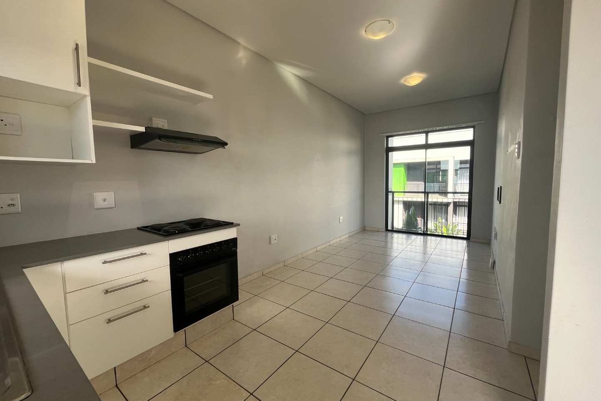 Top floor apartment in Ballito Goves available on rental - Photo 2