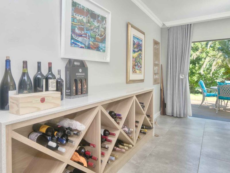 LIFESTYLE LIVING - Photo 8