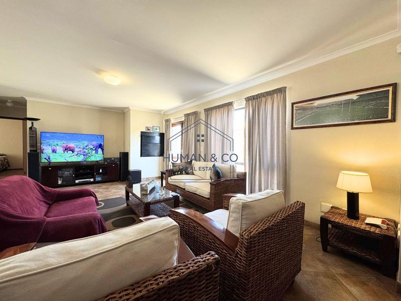 Modern ground floor townhouse near Lagoon and town center - Photo 6