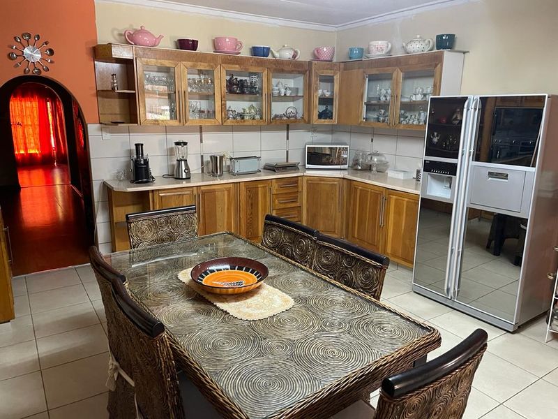 Freestanding House available to Let in Eros near G4S Office. - Photo 2