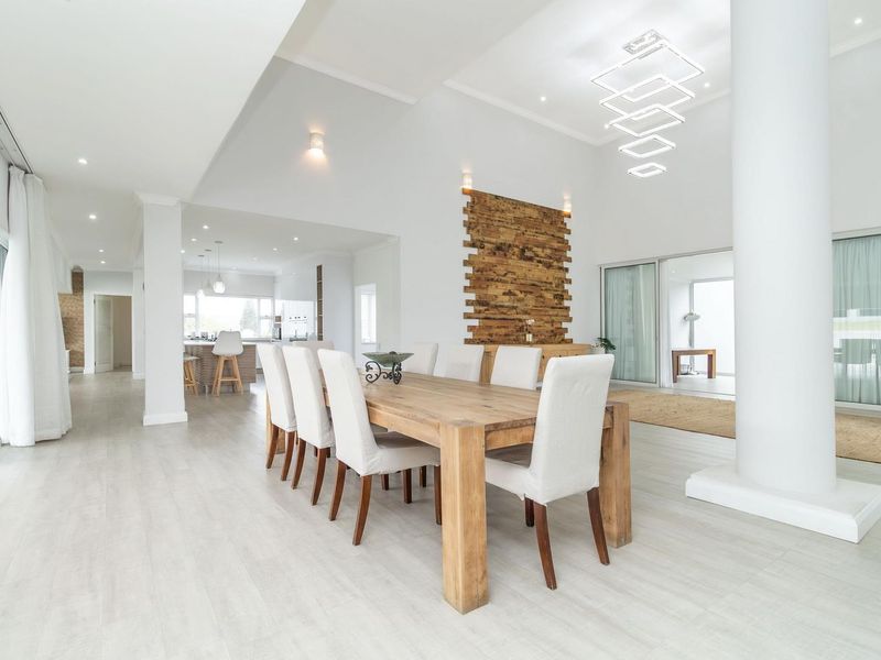 Sun-kissed country Estate family home - Photo 10