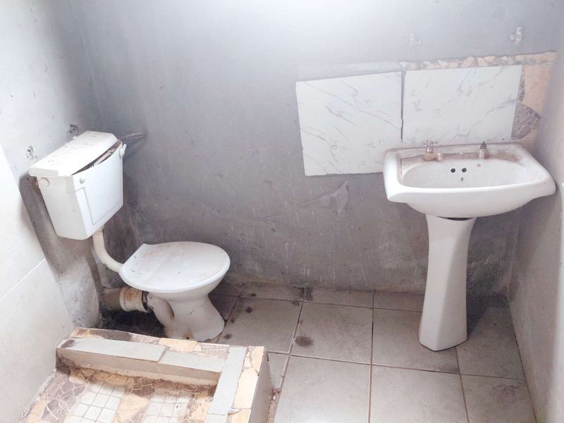 Unlock Income: Invest in Your Future Today! - Photo 4