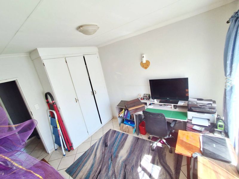 3 Bedroom Townhouse in Willow Park Manor - Photo 10