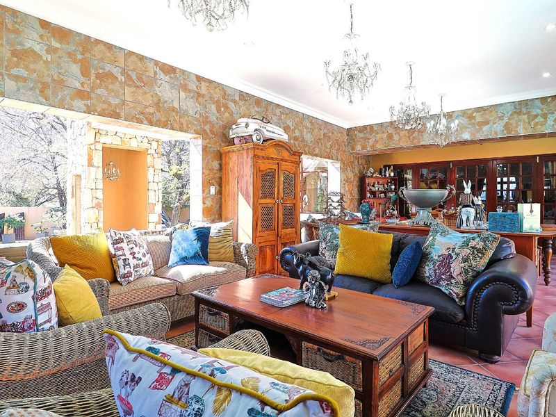 Castle in Alberante security estate perfect for a venue/restaurant/blended family - Photo 9