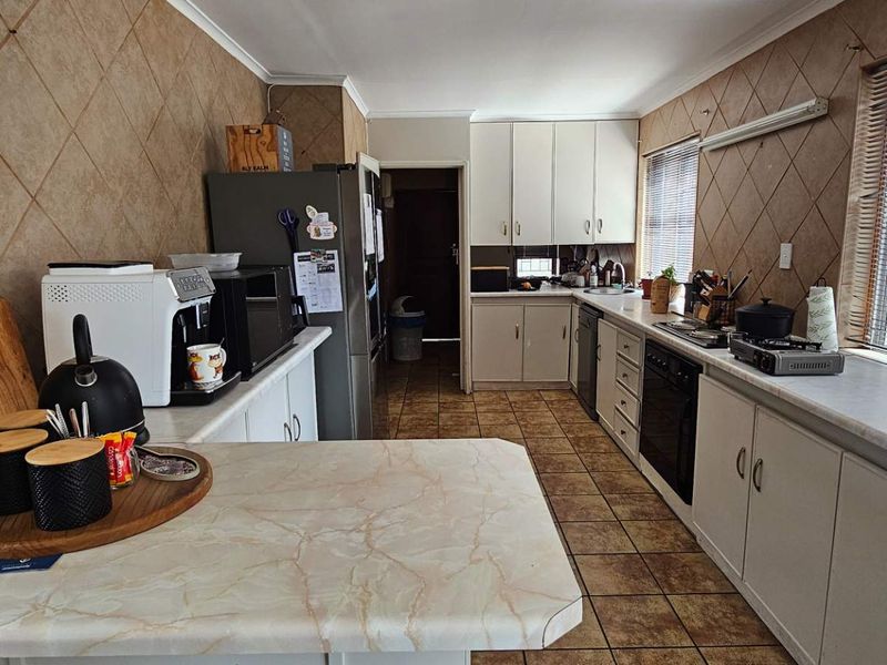 PERFECT ADRESS for long term rental - Photo 5
