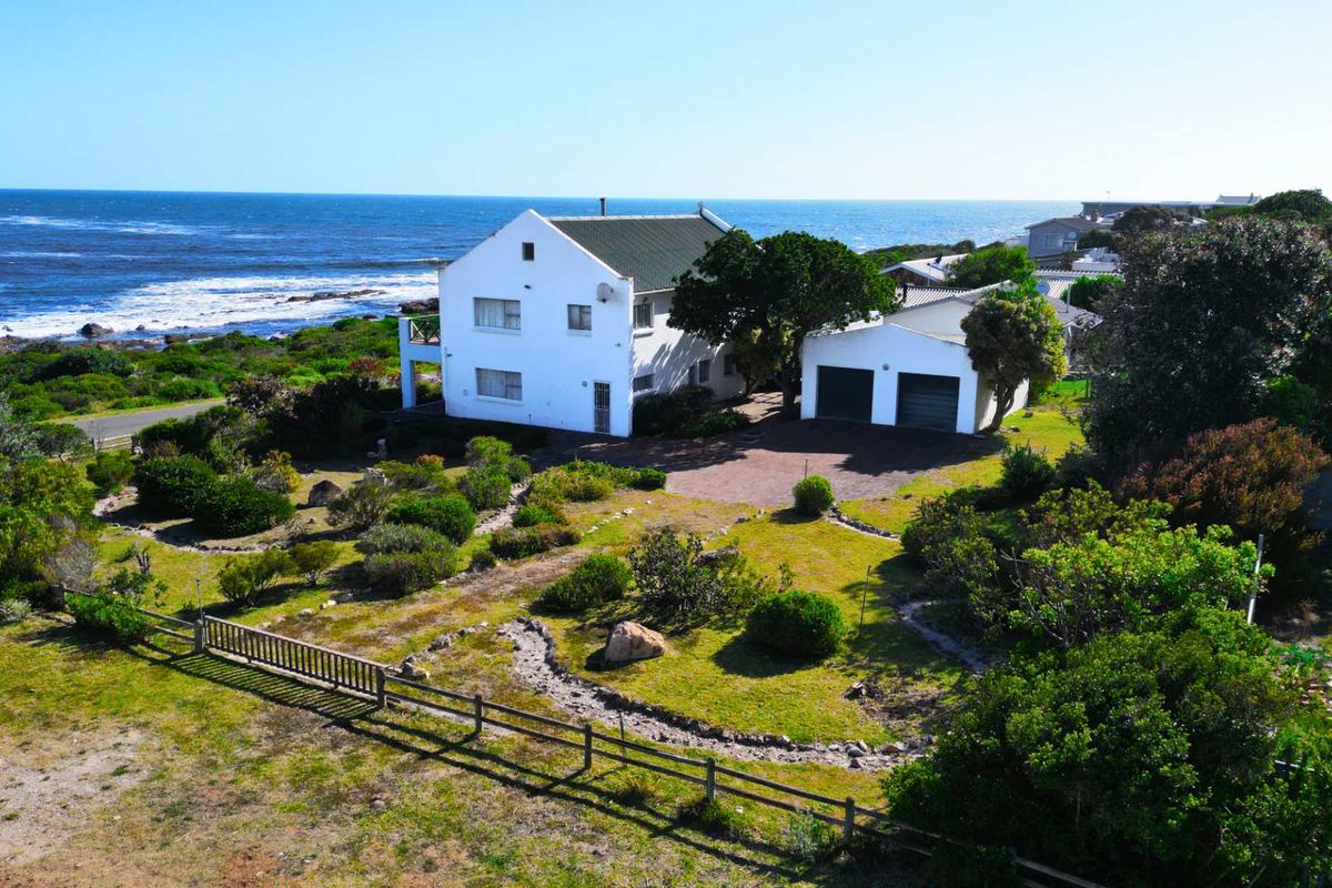 Rare Ocean Front Opportunity with Panoramic Mountain Vistas - Photo 5