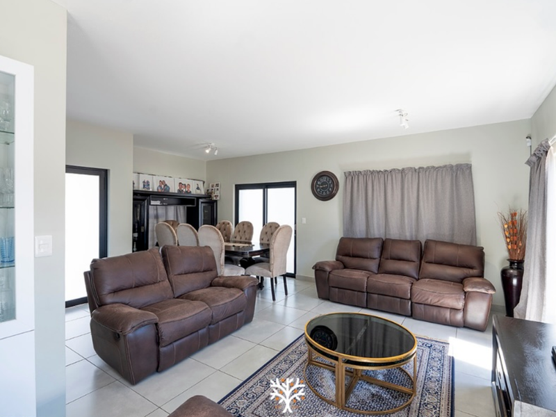 Family Home For Rent | Kleine Kuppe | N$23 000 - Photo 2