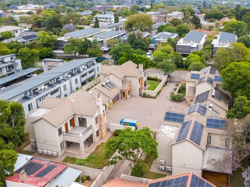 4 Bedroom For Sale , - Photo 2