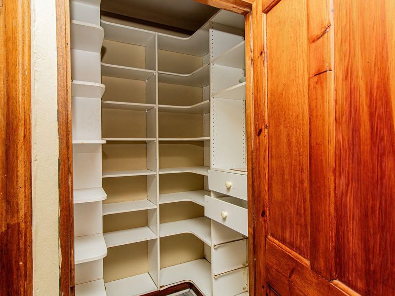 CHARMING APPEAL ENDLESS POSSIBILITIES - PRICED TO SELL FAST! - Photo 9