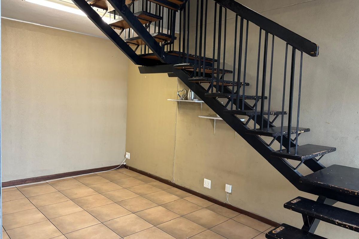 Calling all investors and big families. - Photo 4