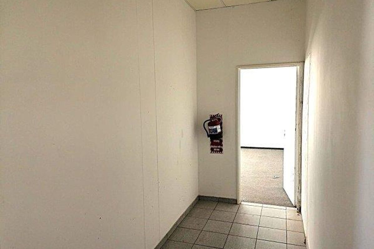 Office Space For Rent in Windhoek Central - Photo 3