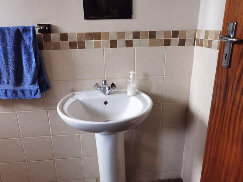 Commercial property for sale in monument road kempton park - Photo 10