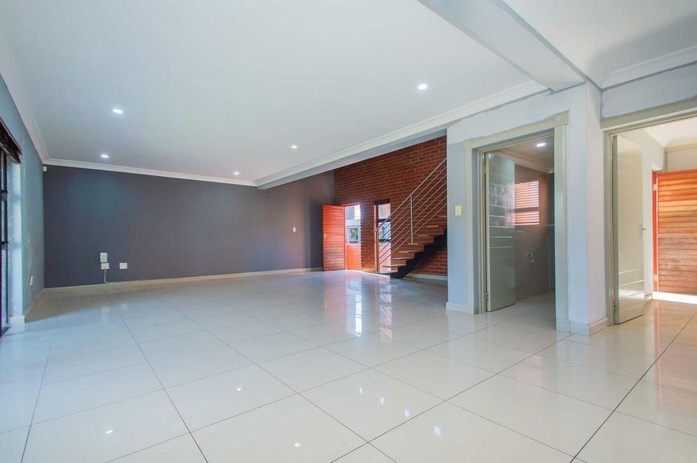 Guest toilet and entrance to work-from-home