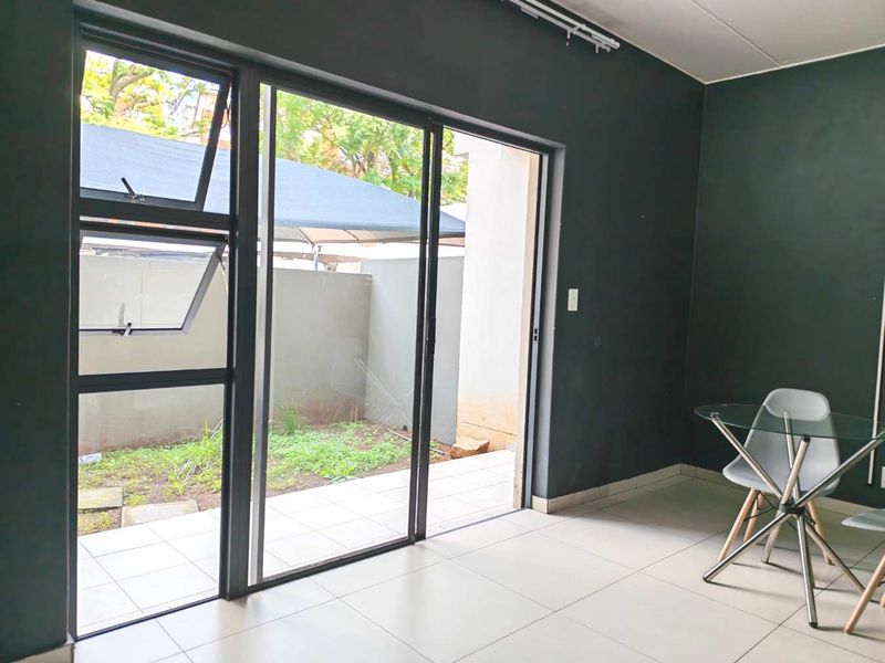 1 Bedroom Apartment for Sale in North RIding - Photo 8