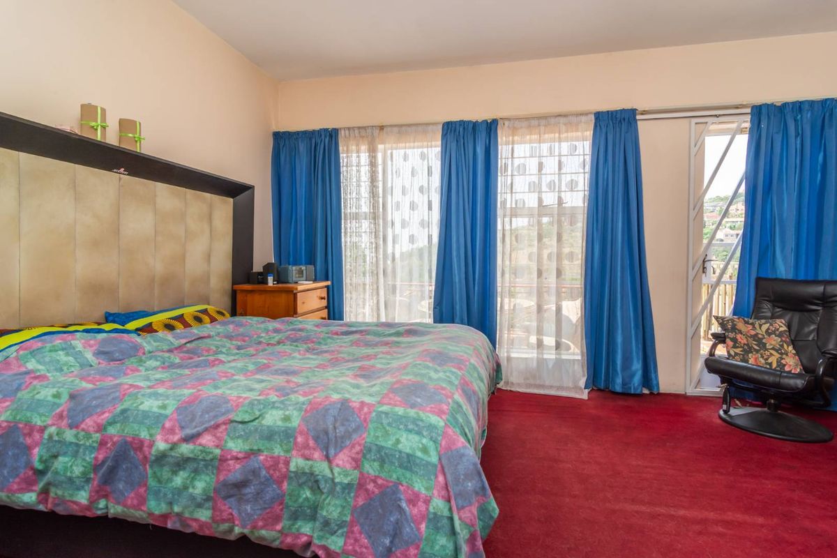 Family Home For Sale - Photo 5