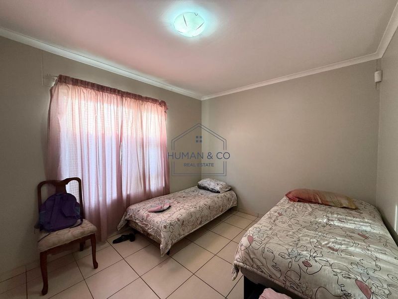 Ideal Starter Home in Fairway Estate - Photo 10