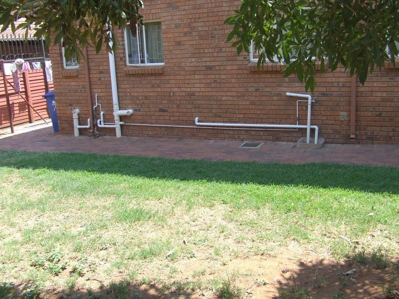 2 BEDROOM FLAT TO RENT IN DOORNPOORT - Photo 5
