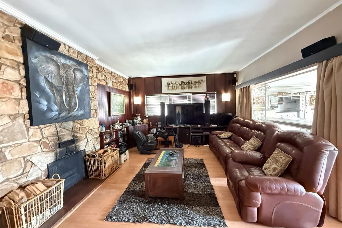 This is the property people dream about. Most never find it. - Photo 2