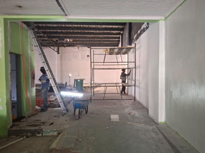 Office Space to let - Photo 2