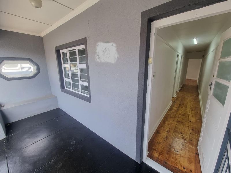 Unfurnished 2-bedroom Cluster House To Ret in Lansdowne - Photo 2