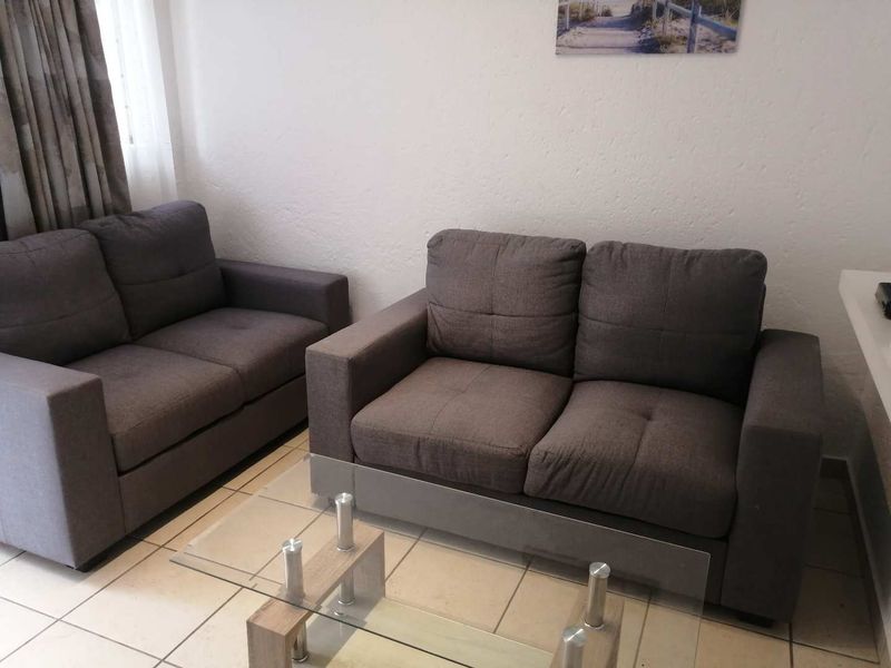 Furnished Cottage in Morningside Manor - Photo 2