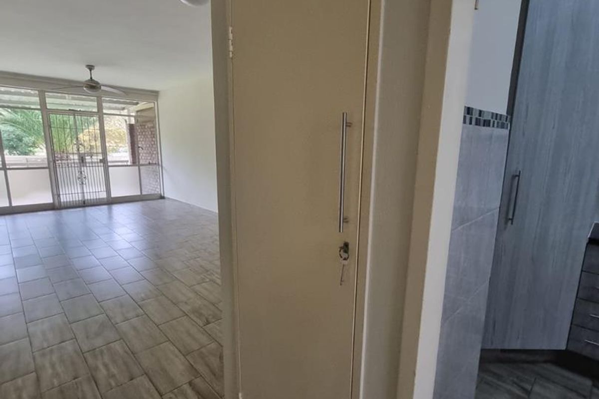 Stylish Living: Modern Unit with Unique Covered Patio! - Photo 2