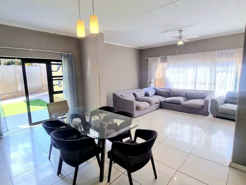 HOUSE FOR SALE IN WINDHOEK WEST - Photo 8