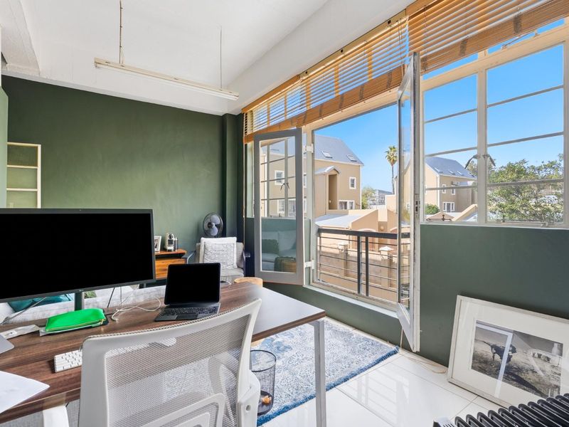 GARDENS OFFICE / STUDIO FOR SALE - Photo 2