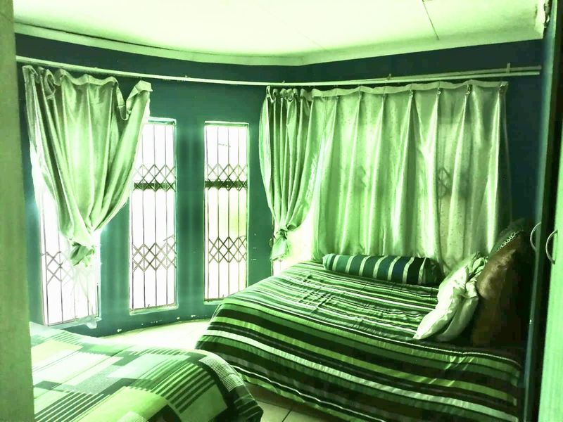 Charming 3-Bedroom Family Home in Seshego Zone 5 – Perfect Fixer-Upper Opportunity! - Photo 9