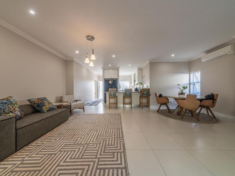 Charming 3-Bedroom Home in The Vines, Val de Vie Estat - Photo 9