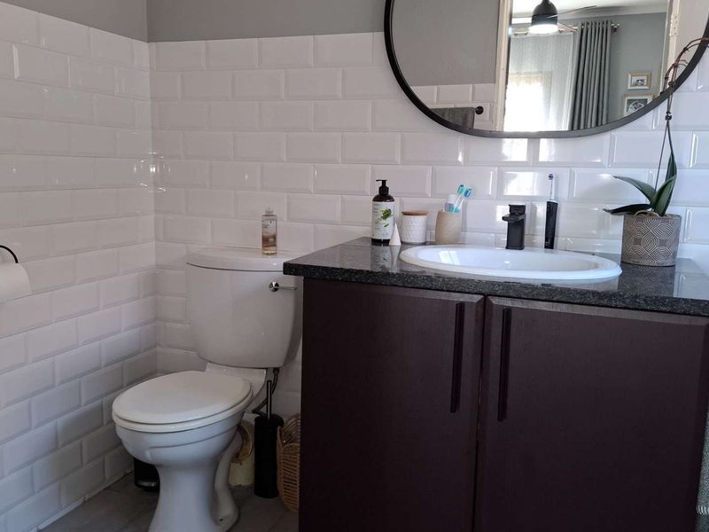 Modern Ground floor unit In Meyersdal - Photo 7