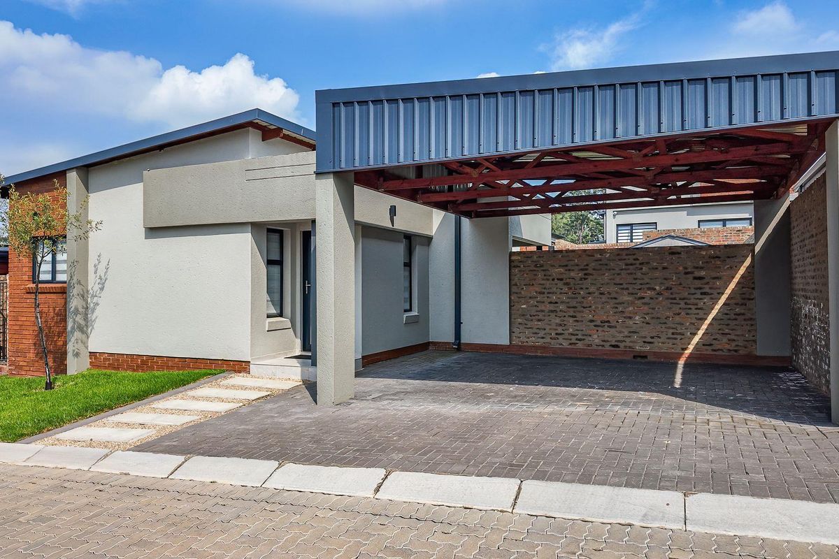 Luxury 2 Bedroom 2 Bathroom Cluster at the Lincoln - Photo 5