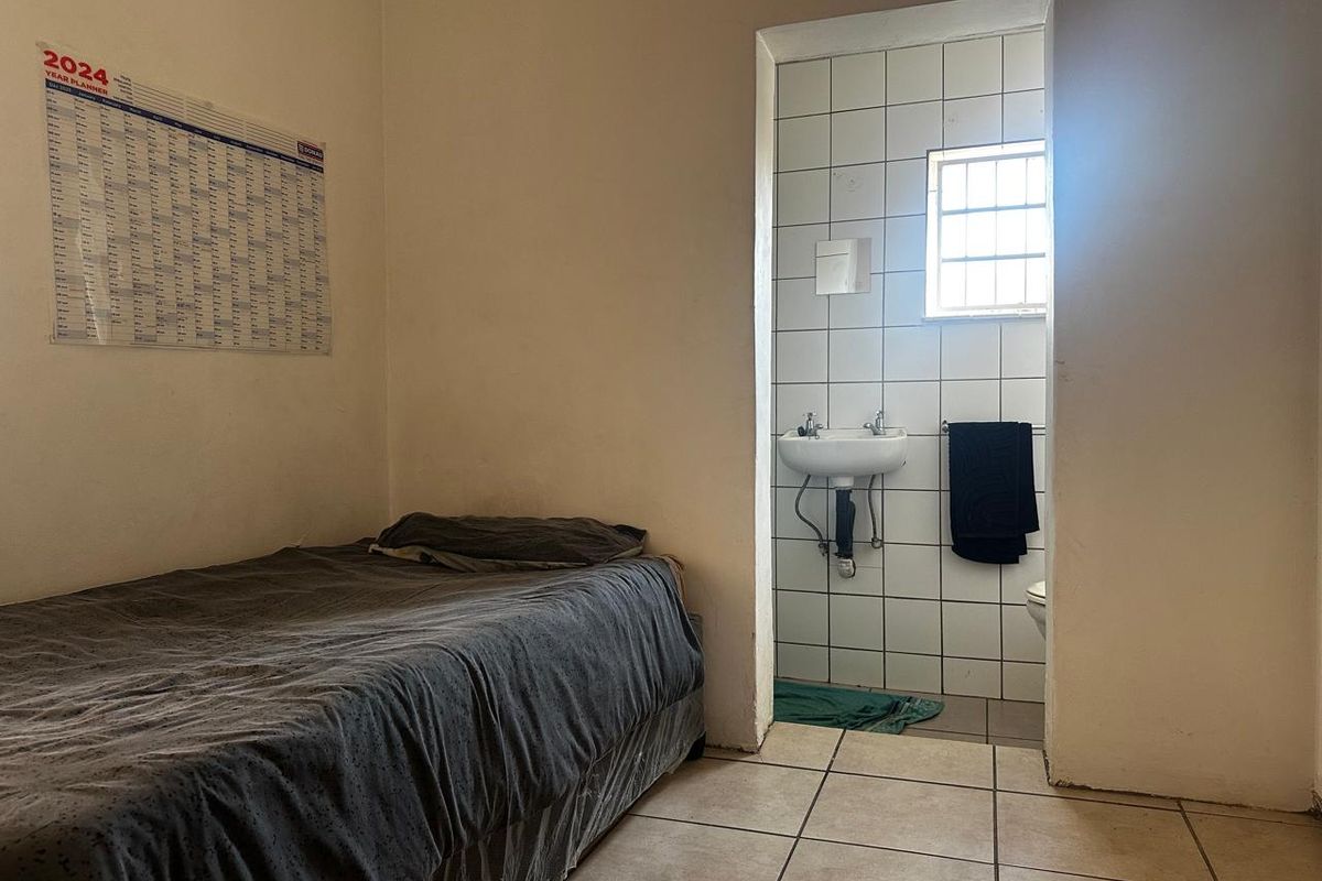 Furnished Student House for Sale - Photo 3