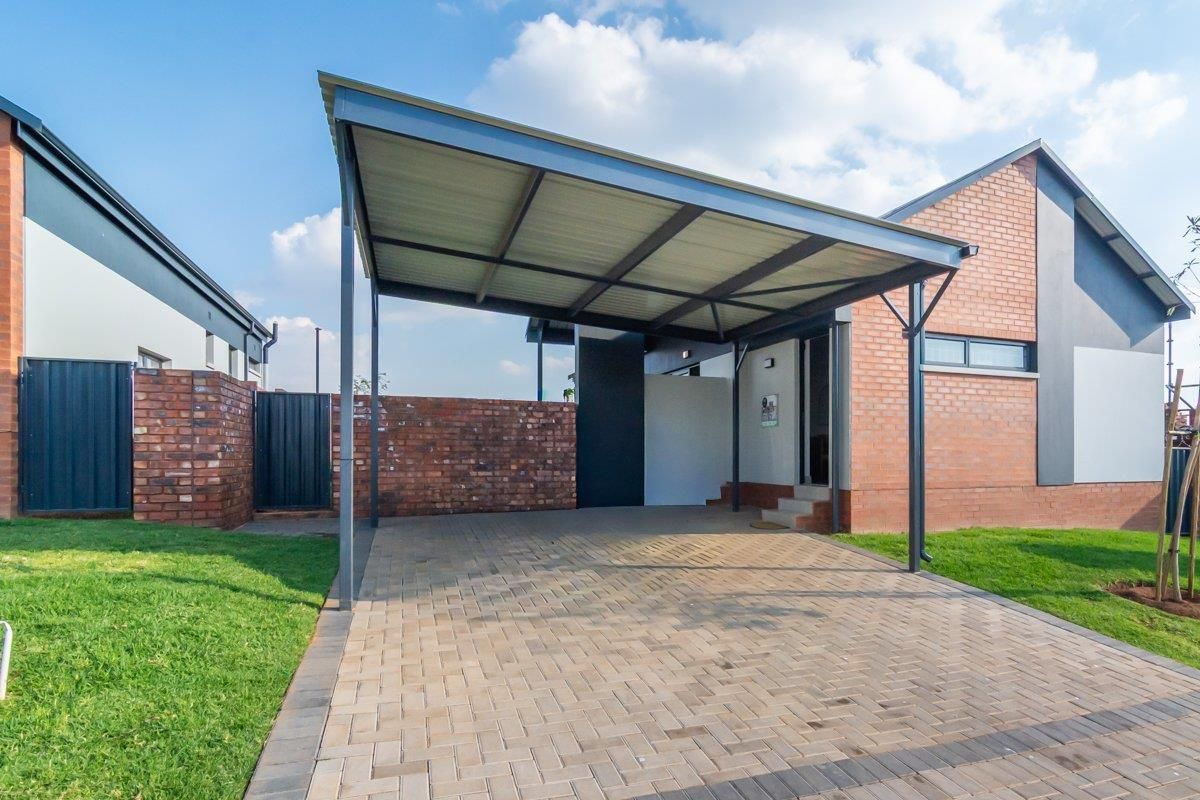Spacious 4-bedroom single-storey family Home for sale in Baltimore Estate, Northriding - Photo 5