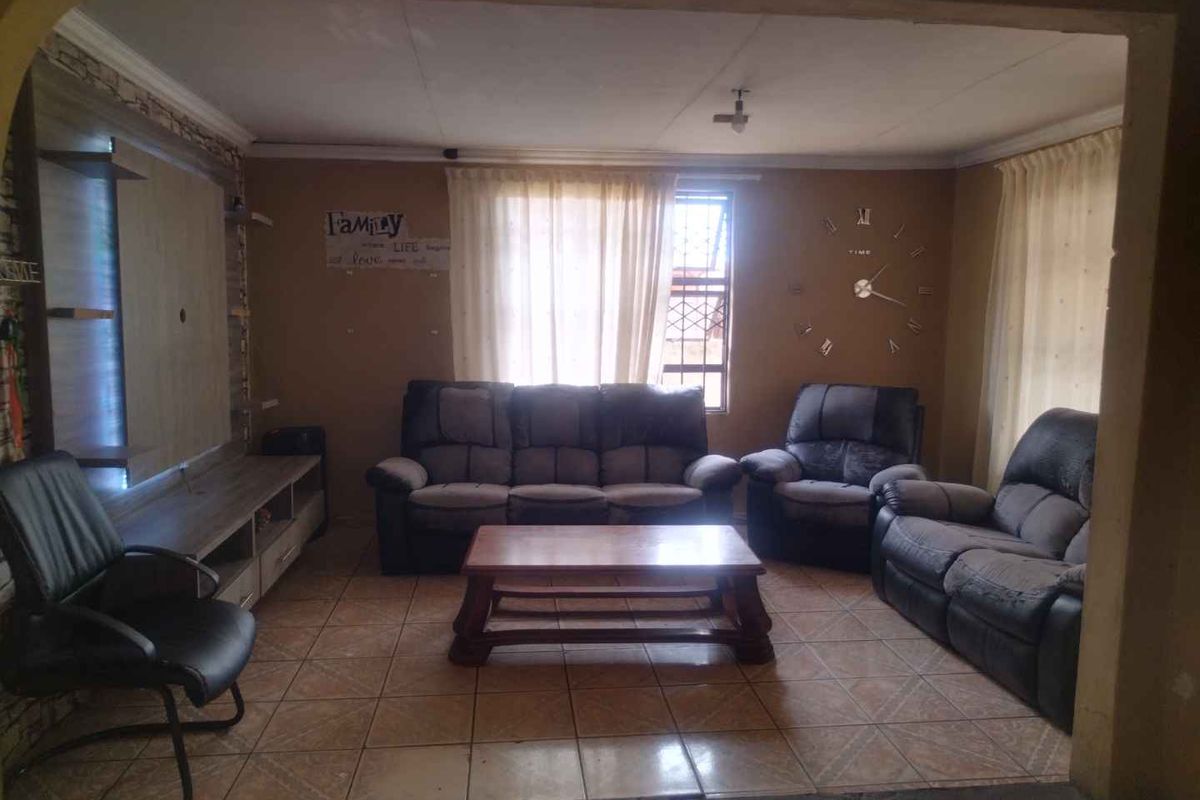 4 bedrooms house for sale in Mabopane S - Photo 5