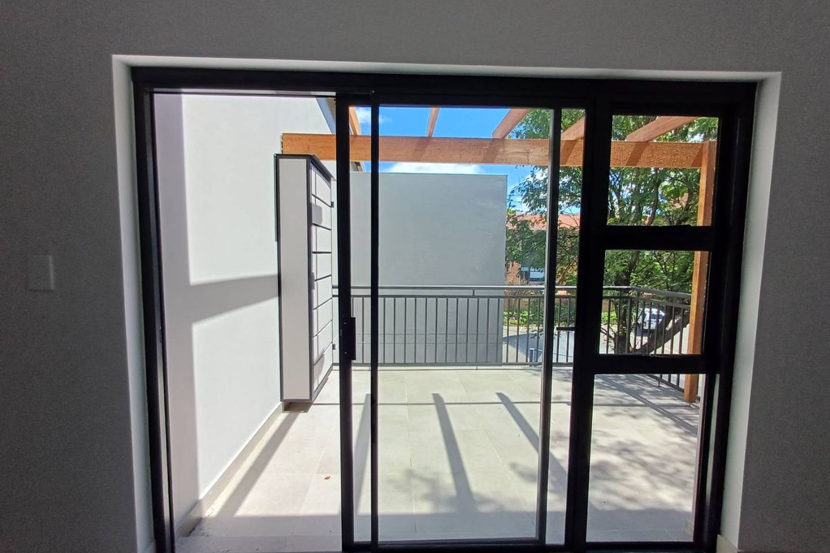 New development 2-bed and 2 bath apartment to rent - Photo 4