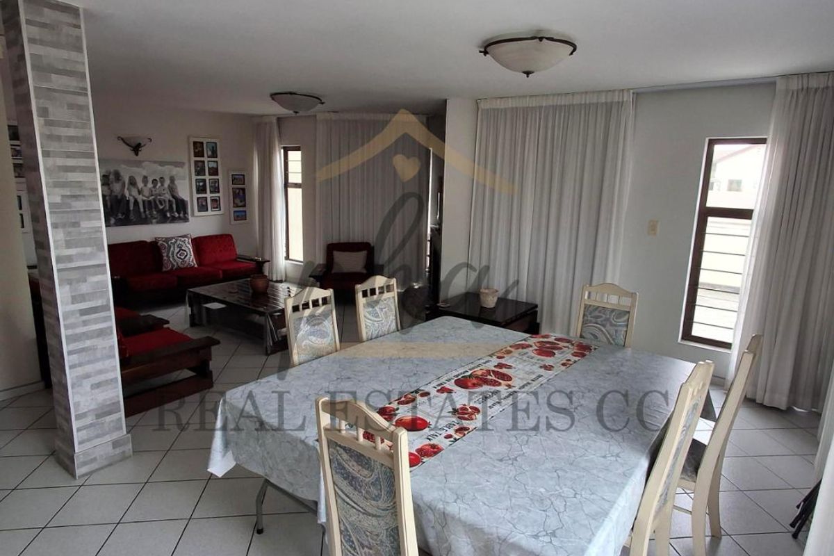 4 Bedroom Townhouse for Sale in Central Swakopmund -Zoned with Business Rights! - Photo 3
