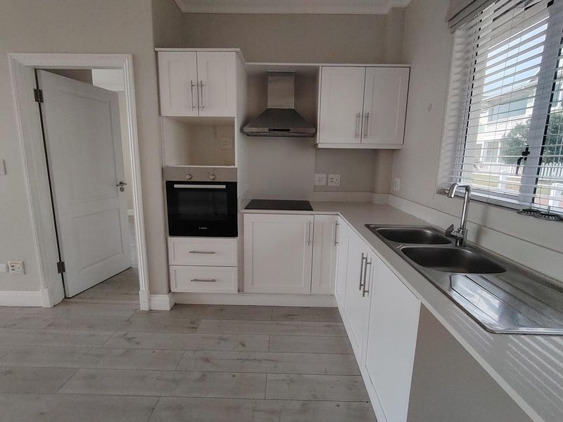 Lovely Retirement Apartment - Photo 6