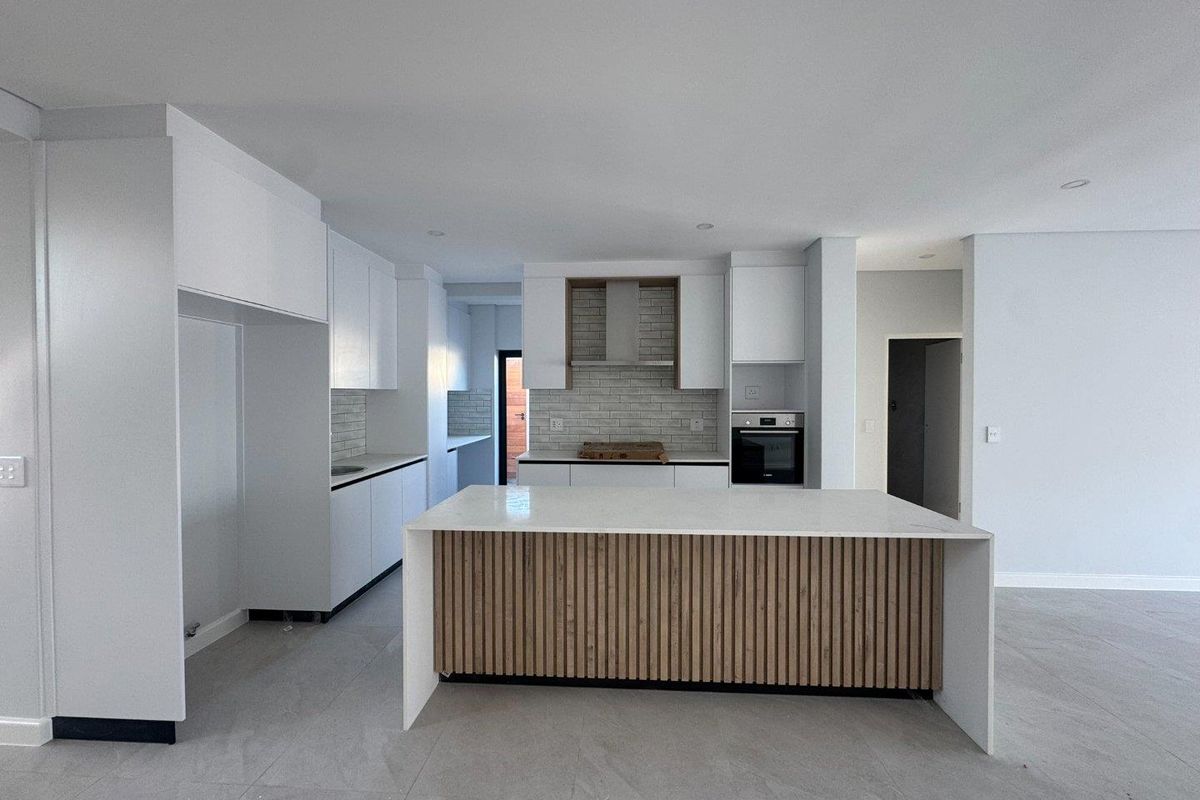 4 Bedrooms, Study Nook & Spacious Open-Plan Living in Sandown, Cape Town - Photo 3