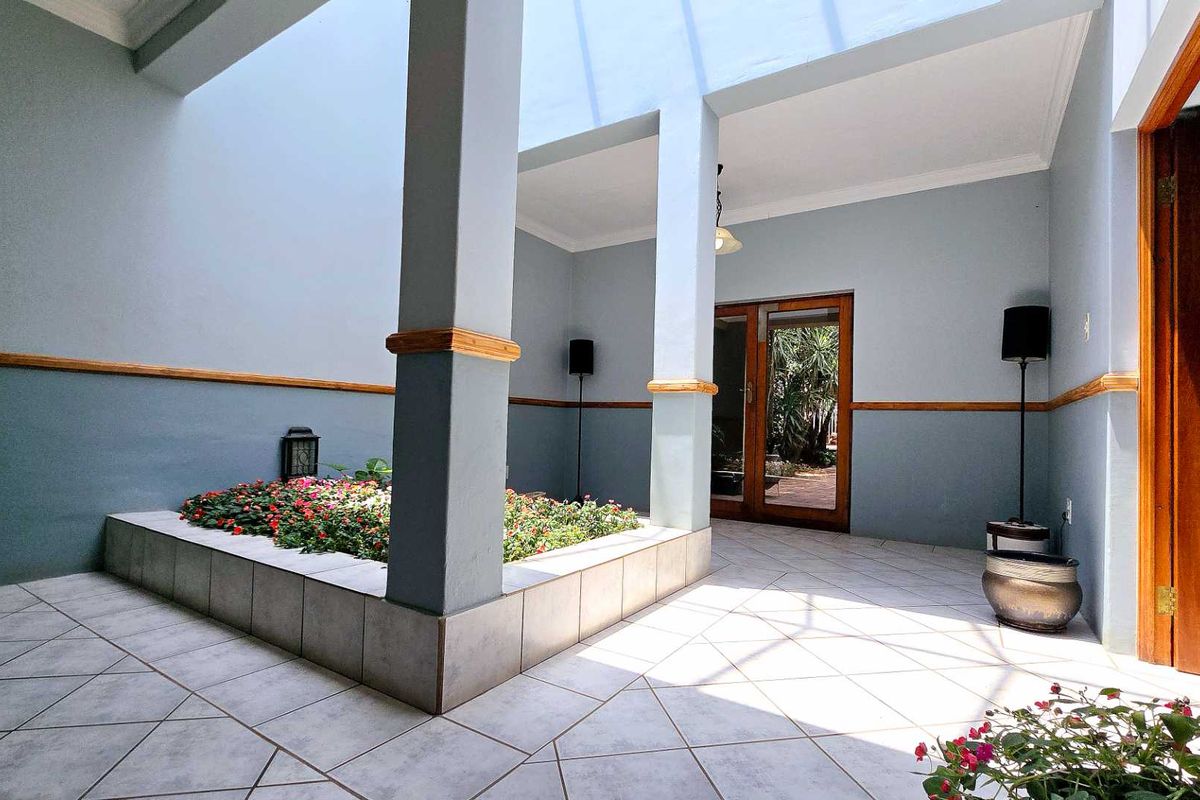 Living Meets Limitless Opportunity on 1.7 Hectares - Photo 3