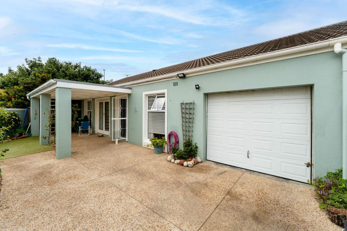 Sought-After Property in Hazelwood Park, Sun Valley - Photo 4