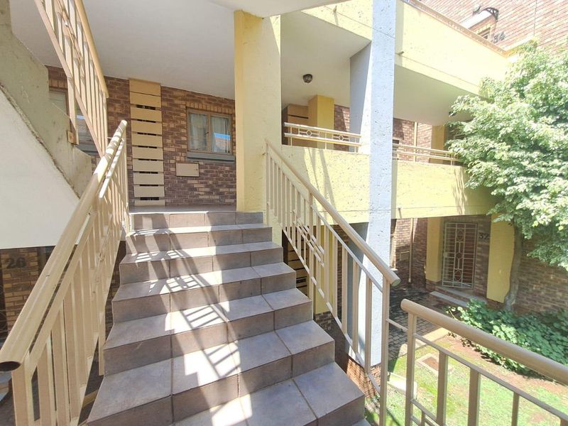 Investors Property / Frist Time Buyers! - Photo 2